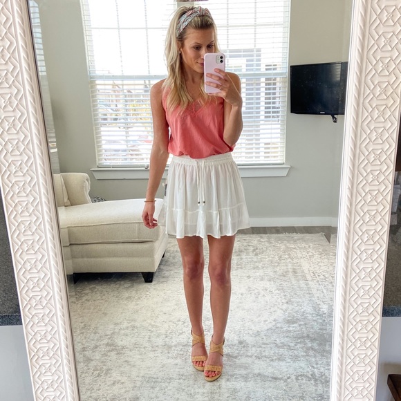 NWT Cream Skirt - Picture 5 of 6